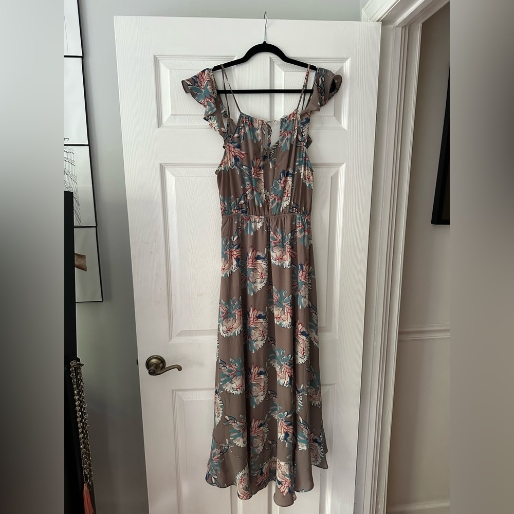 Meghan LA flower dress